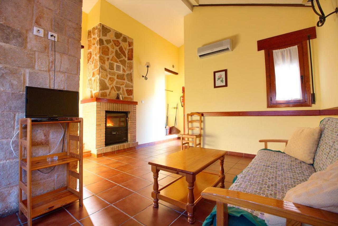 Aventura & Relax Cabanas Pena La Higuera Villalba de la Sierra Esterno foto