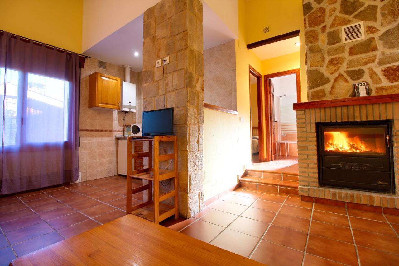 Aventura & Relax Cabanas Pena La Higuera Villalba de la Sierra Esterno foto